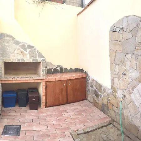 Apartment Comfortable 65 Sqm Near Beaches