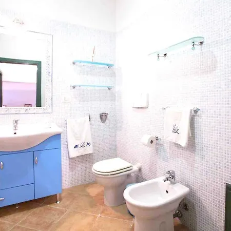 Comfortable 65 Sqm Near Beaches Apartment
